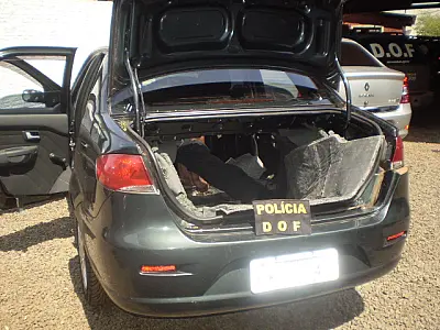 DOF apreende maconha e prende batedores de estrada