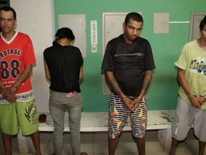 Polícia de Coxim fecha boca de fumo