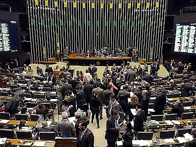 Deputados concluem votação do projeto da desoneração com poucas alterações