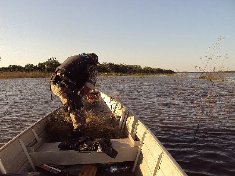 PMA retira 23 redes de pesca medindo 0,5 km no rio Paraná
