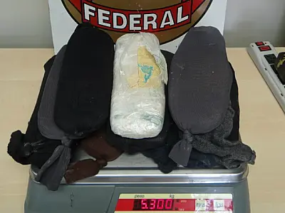 Presa mulher em Corumbá que levaria cocaína para SP