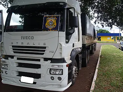 PRF apreende 35 mil pacotes de cigarros na BR-163