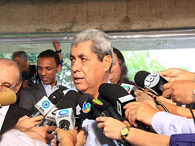 Governador defende amanhã no Senado mudança na proposta de unificação do ICMS