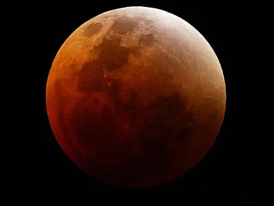 Eclipse total da Lua acontece na próxima terça-feira