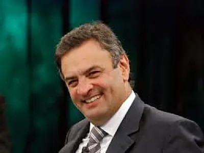 Em Barretos, tucanos lançam "candidato" Aécio Neves à Presidência da República