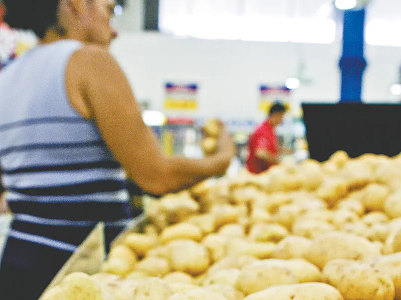 Carne, batata e leite puxam alta na prévia da inflação de abril