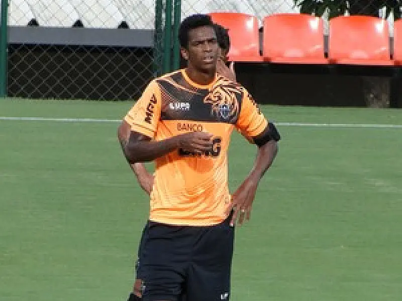 Atlético-MG recebe o Nacional-PAR nesta quarta