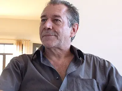 “Não existe ser humano sem talento”, suíço conta como mudou a vida de jovens campo-grandenses