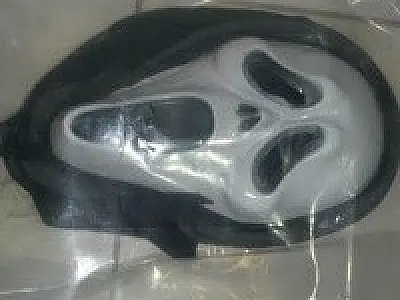 Mascarado mata jovem a tiros em festa de Dourados