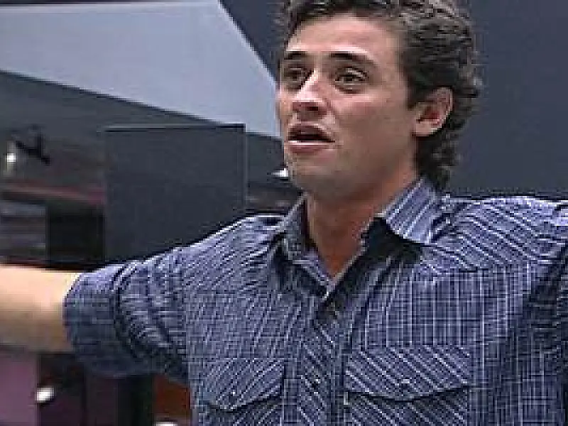 Fael vence paredão contra Jonas e está na final do BBB 12