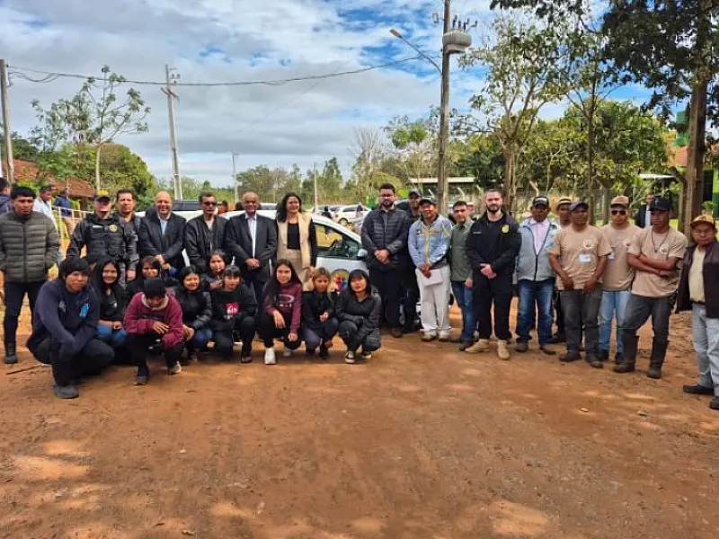 Governo de Mato Grosso do Sul entrega veículos para reforçar segurança nas aldeias Bororó e Te'ykue
