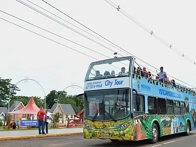 Ônibus do City Tour oferece passeios gratuitos até o dia 6 de janeiro