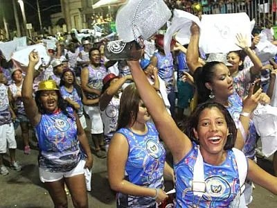 Corpo de Bombeiros Militar dá dicas para Carnaval seguro