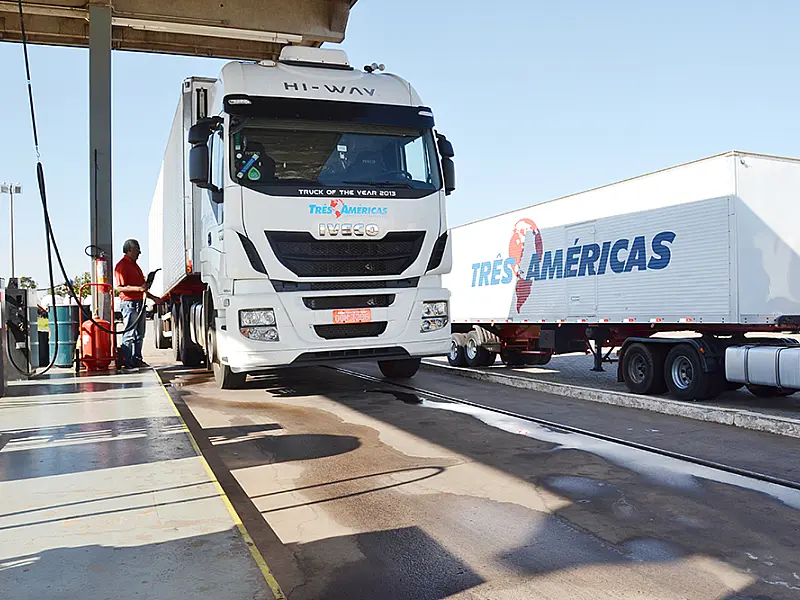 Transportadoras projetam para 2016 redução do frete e frustram indústrias do Estado
