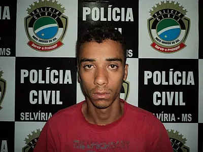 Policiais de Selvíria prendem acusado de tráfico