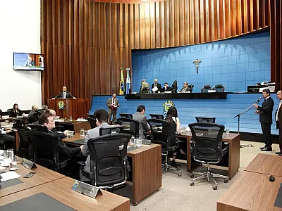 Mochi avalia ano produtivo na Assembleia e apresenta metas para 2016