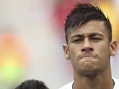 Neymar sofre contusão e fica fora dos gramados por 4 semanas