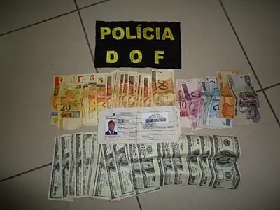 Haitiano é preso com documentação falsa e dinheiro não declarado