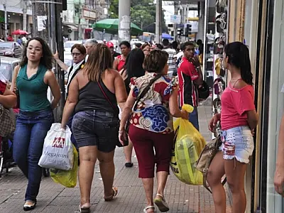 Comércio espera bons resultados em junho para encerrar semestre
