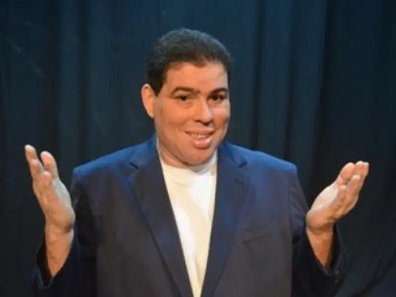 Centro Cultural recebe o espetáculo “André Lucas - Revive Chico Anysio”