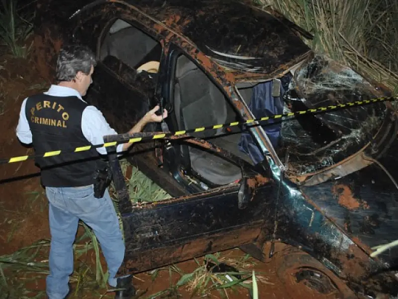 Acidente na BR-163 deixa uma pessoa morta e duas feridas