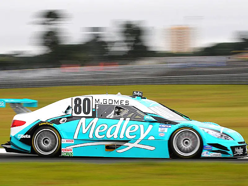 Stock car: Marcos Gomes domina terceiro treino desta manhã