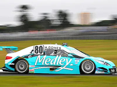 Stock car: Marcos Gomes domina terceiro treino desta manhã