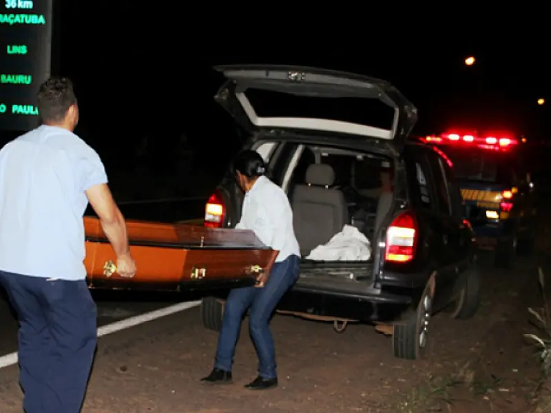 Motociclista atropela e mata homem que caminhava em rodovia