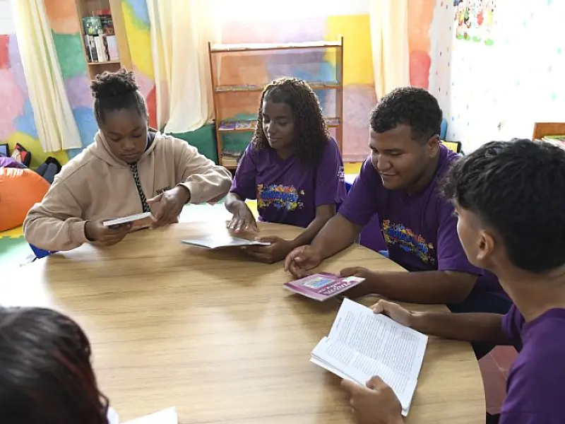 Iniciativa desenvolvida em escolas estaduais estimula autonomia e protagonismo dos alunos