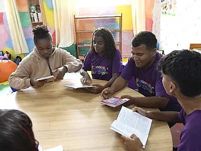 Iniciativa desenvolvida em escolas estaduais estimula autonomia e protagonismo dos alunos