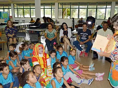 Inscrições abertas para curso de contação de histórias da biblioteca municipal