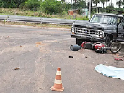 Funcionário público de Alcinópolis morre em colisão entre carro e moto