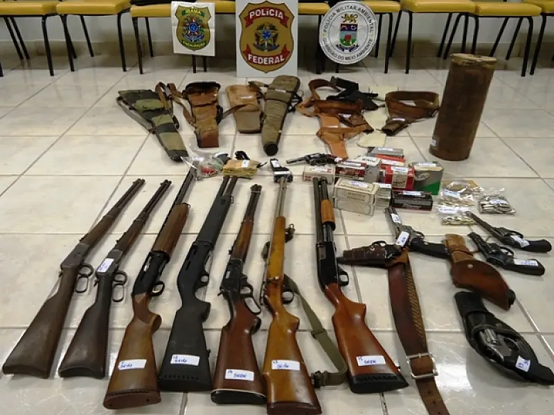 Polícia apreende 14 armas utilizada para caça em Corumbá