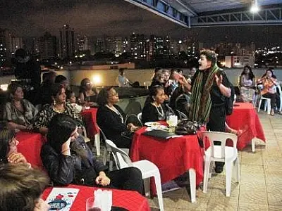 Espaço da Poesia celebra as mulheres e o teatro na sexta-feira