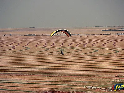 Praticantes querem transformar São Gabriel na capital do Paramotor