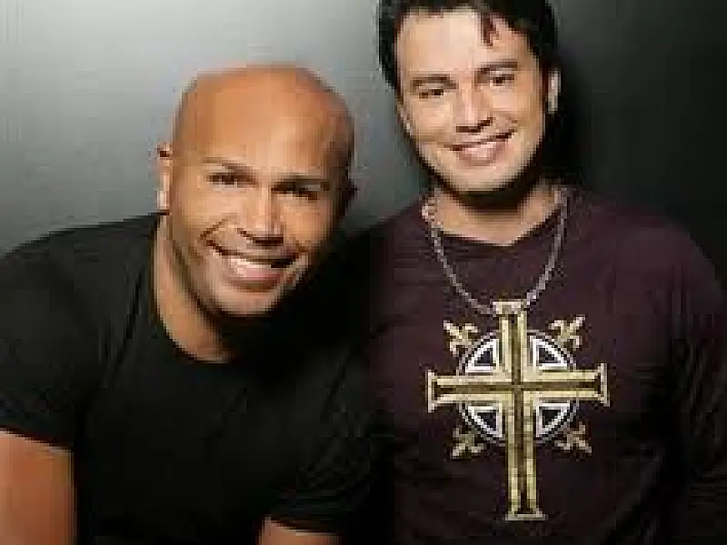 Como parte das comemorações de aniversário, Rick e Renner faz show na Capital