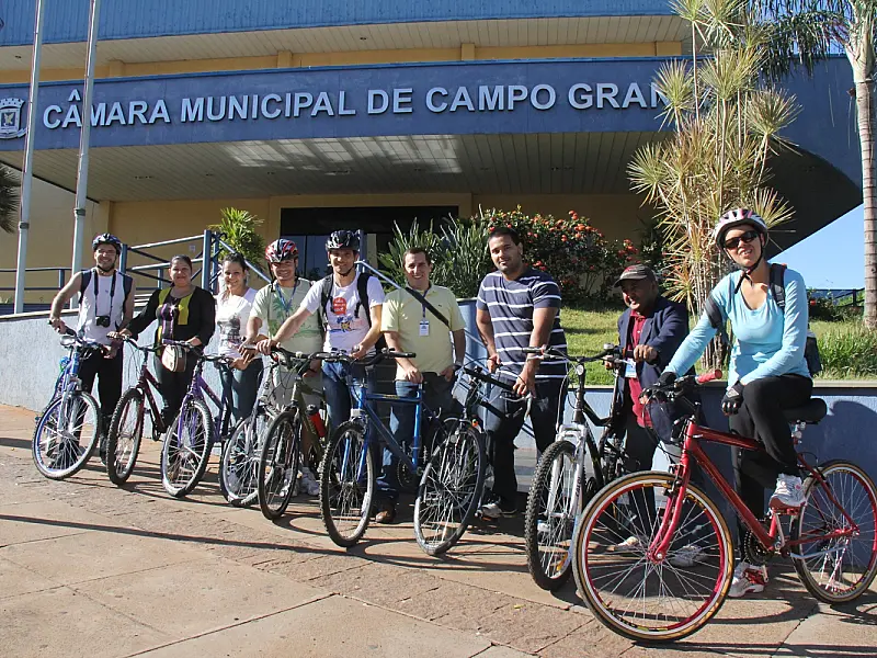 Servidores e vereadores da Câmara Municipal participam do ‘Dia de Bike ao Trabalho’