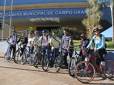 Servidores e vereadores da Câmara Municipal participam do ‘Dia de Bike ao Trabalho’