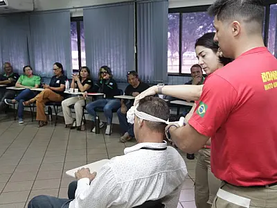 Habilidade essencial para salvar vidas, curso de primeiros socorros é ministrado para o DETRAN