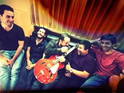 Ao lado de baterista de renome, Sarravulho apresenta ritmos brasileiros