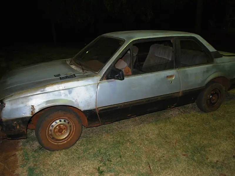 Ao procurar caminhão furtado, PM encontra carro com maconha