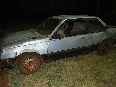 Ao procurar caminhão furtado, PM encontra carro com maconha