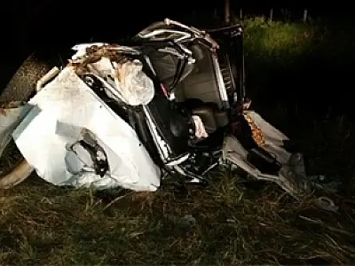 Acidente entre caminhonete e carro deixa uma vitima fatal na BR 060