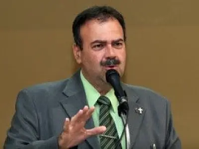 Pré-candidato a prefeito, Siufi aposta nas pesquisas