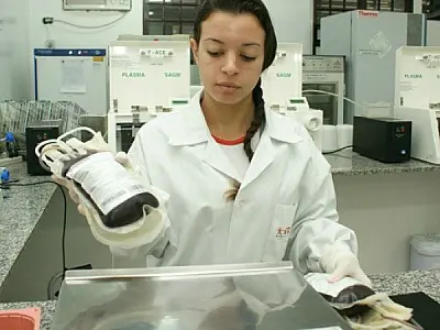 Hemocentro atende hoje e reabre somente após o Natal