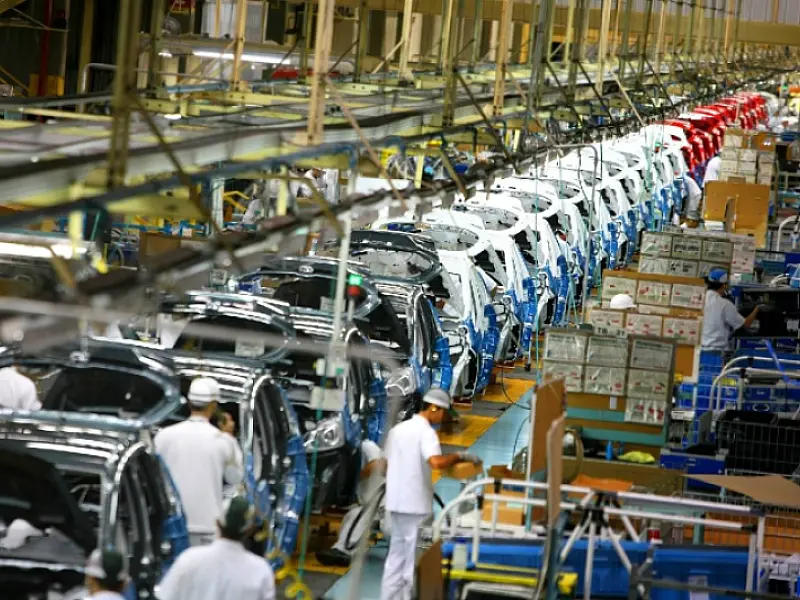 Produção de veículos cai 18,5% no primeiro semestre e vendas recuam 20,7%