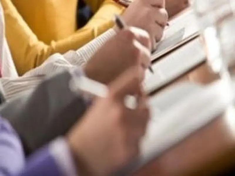 Adolescentes com pena socioeducativas participam de cursos  profissionalizantes