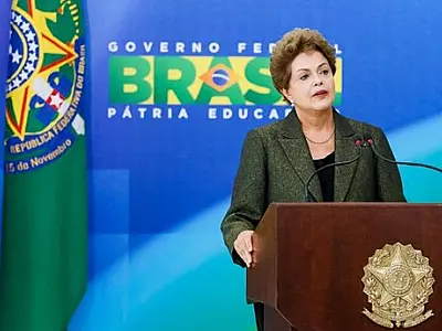 Dilma quer renunciar e pedir novas eleições, diz jornal