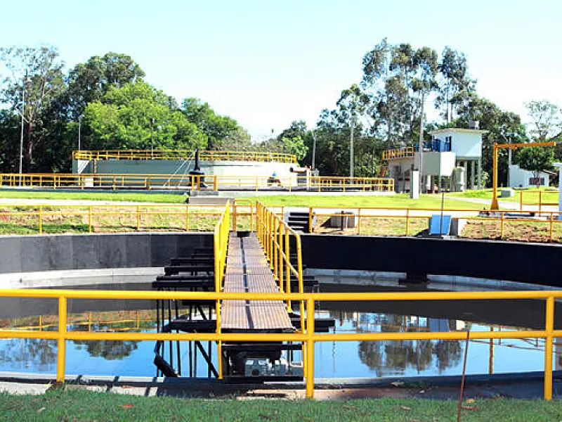 Governador inaugura  diversas obras de saneamento básico em Dourados