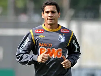 Ganso não se recupera e desfalca o Santos no Uruguai